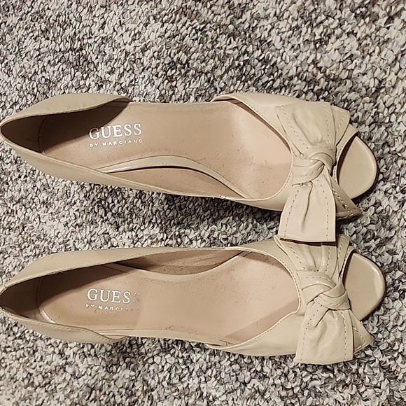 Shoes - Picture 2 of 3